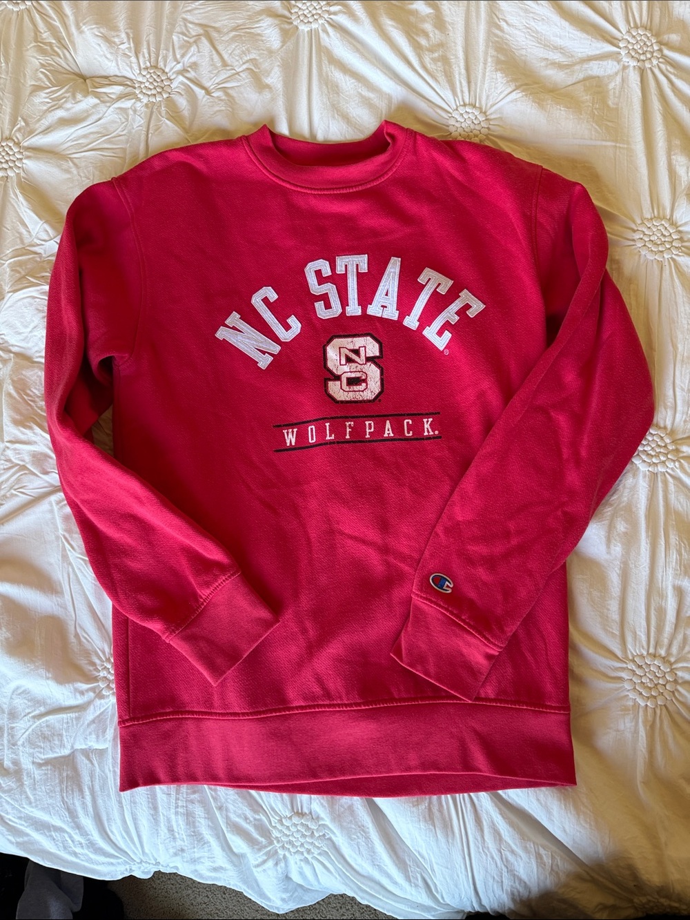 ✅Champion Red NC State Wolfpack Crewneck Sweatshirt. Adult SMALL